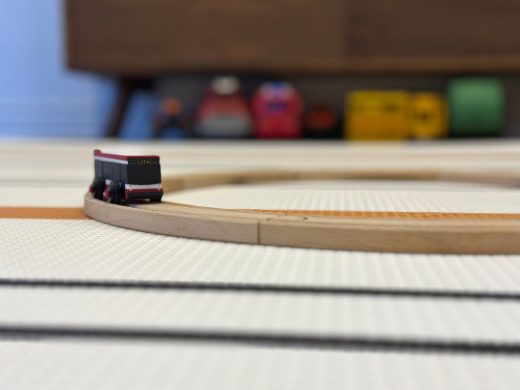 TTC NOVA LFS Bus Toy — Brio & IKEA LILLABO Compatible